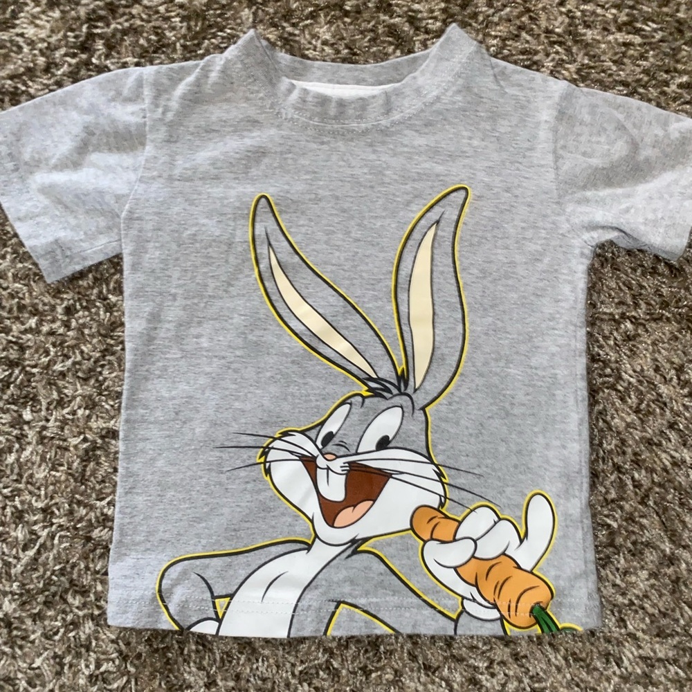 Looney tunes bugs bunny shirt